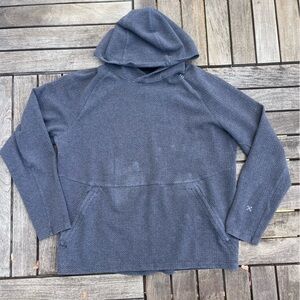 Lululemon Men’s Metal Vent Tech Pullover Hoodie